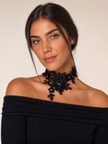 Choker Negro flor invitada
